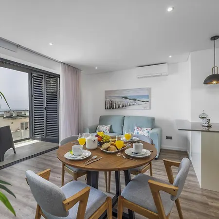 Terracos De Ii Eden By Real * Картейра